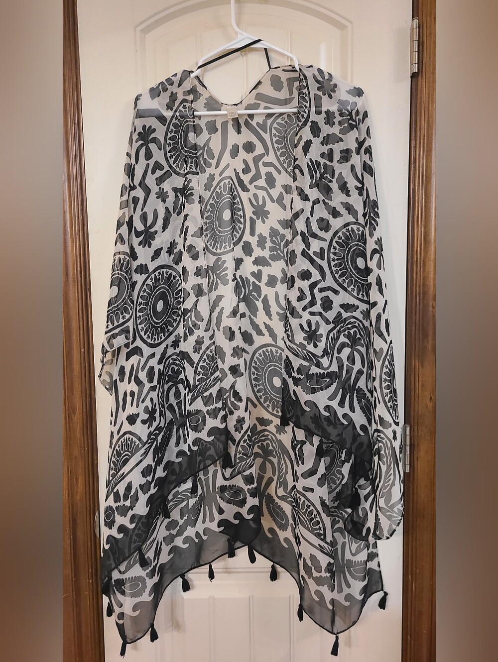 Cato Black and White Sheer Printed Kimono Tunic With Tassles - One Size